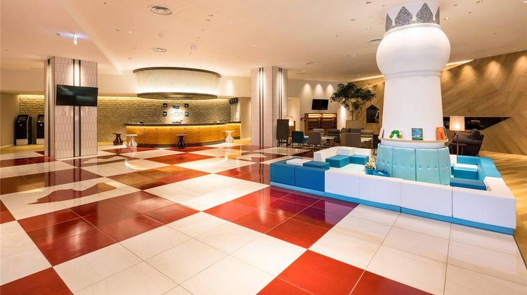 Comfort Suites Tokyo Bay Lobby