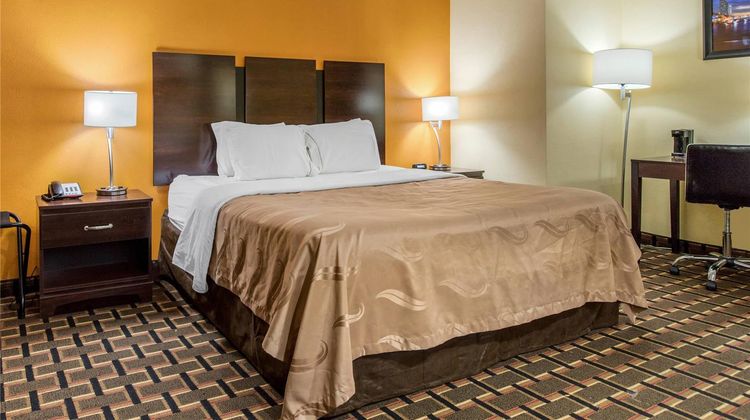 Quality Inn Grand Rapids Suite
