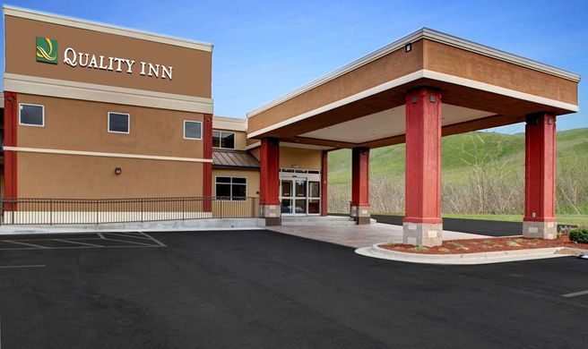 Quality Inn Asheville Downtown Tunnel Rd Exterior