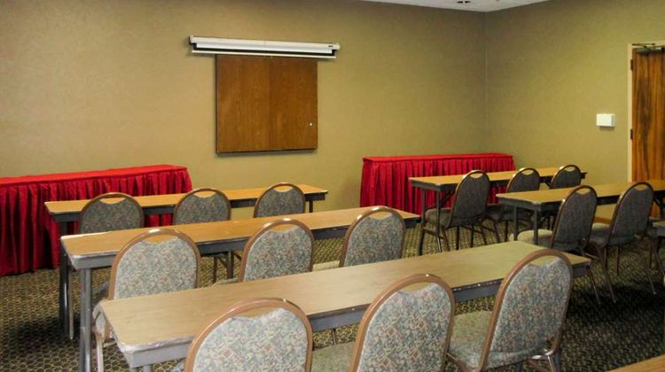 Quality Inn & Suites Albuquerque Meeting