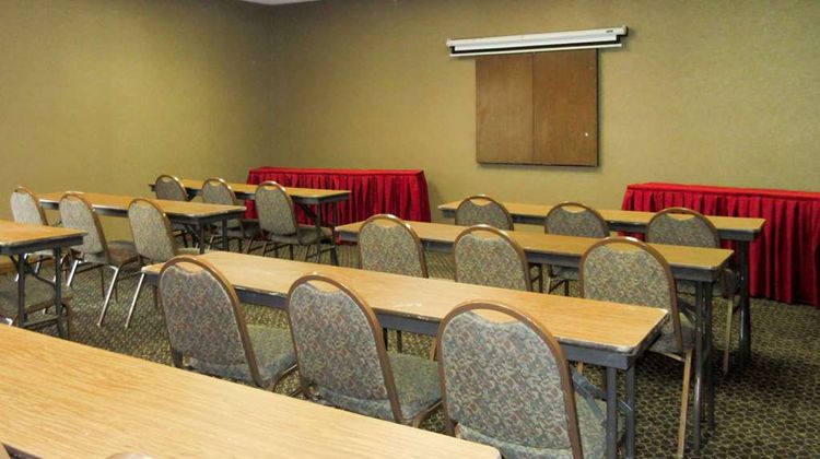 Quality Inn & Suites Albuquerque Meeting