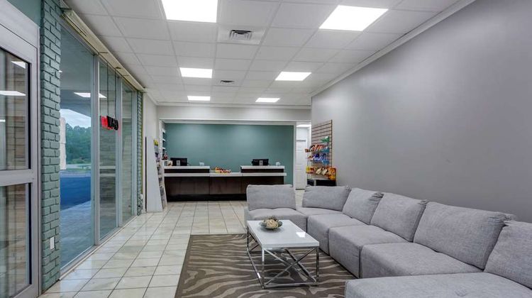 Quality Inn & Suites Pawleys Island Lobby