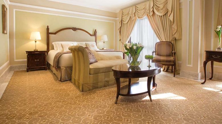 <b>The Regency Hotel Kuwait Room</b>. Images powered by <a href="https://iceportal.shijigroup.com/" title="IcePortal" target="_blank">IcePortal</a>.