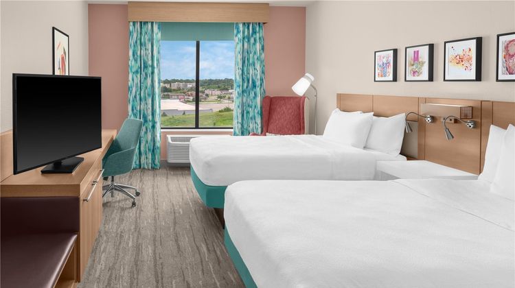Hilton Garden Inn Topeka Room