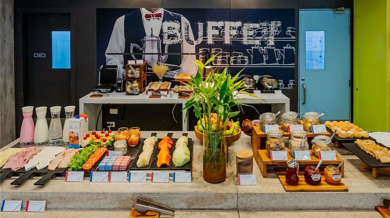 <b>Ibis Budget Santos Gonzaga Restaurant</b>. Images powered by <a href="https://iceportal.shijigroup.com/" title="IcePortal" target="_blank">IcePortal</a>.