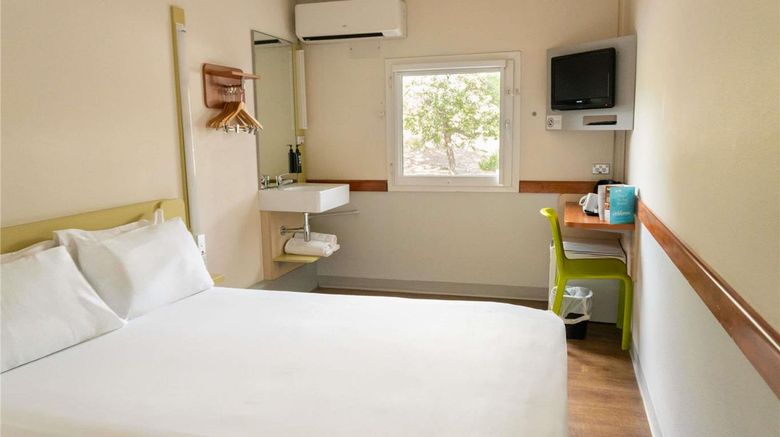 <b>Ibis Budget Melbourne Airport Room</b>. Images powered by <a href="https://iceportal.shijigroup.com/" title="IcePortal" target="_blank">IcePortal</a>.