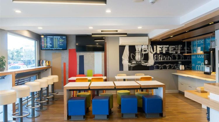 Ibis Budget Melbourne Airport Exterior