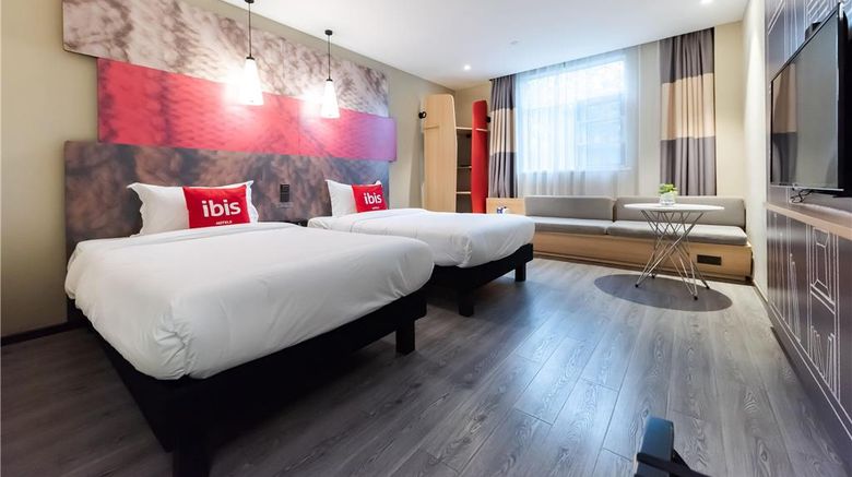 <b>Ibis Wuxi Yixing South Renmin Rd Hotel Room</b>. Images powered by <a href="https://iceportal.shijigroup.com/" title="IcePortal" target="_blank">IcePortal</a>.