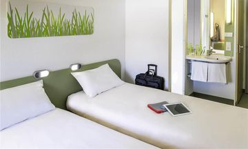 Ibis Budget Dommartin Cuiseaux