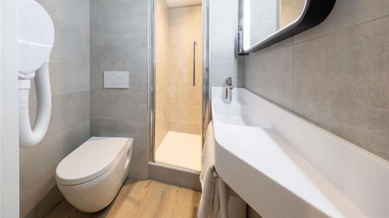 <b>Ibis Budget Bordeaux Centre Meriadeck Room</b>. Images powered by <a href="https://iceportal.shijigroup.com/" title="IcePortal" target="_blank">IcePortal</a>.
