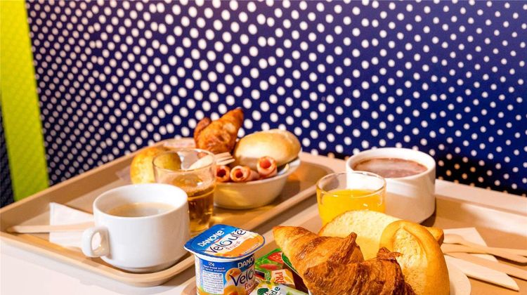 Ibis Budget Bordeaux Centre Meriadeck Exterior