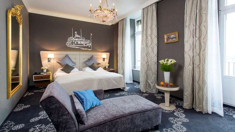 <b>Hotel Schweizerhof Luzern Suite</b>. Images powered by <a href="https://iceportal.shijigroup.com/" title="IcePortal" target="_blank">IcePortal</a>.