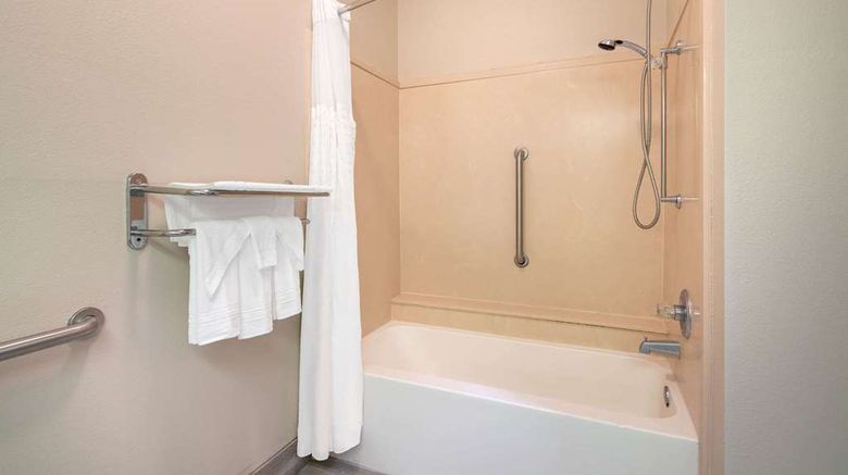 <b>Baymont Inn & Suites Room</b>. Images powered by <a href="https://iceportal.shijigroup.com/" title="IcePortal" target="_blank">IcePortal</a>.