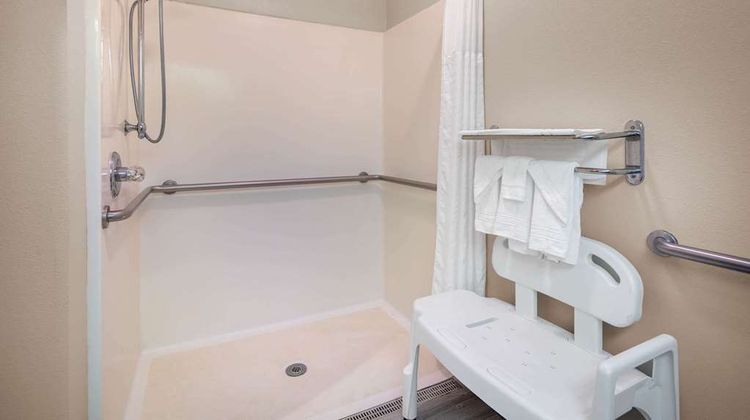 Baymont Inn & Suites Room