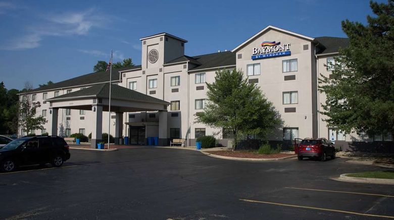 <b>Baymont Inn & Suites Portage Exterior</b>. Images powered by <a href="https://iceportal.shijigroup.com/" title="IcePortal" target="_blank">IcePortal</a>.