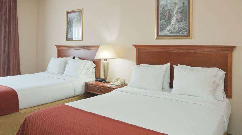 <b>Baymont Inn & Suites Portage Room</b>. Images powered by <a href="https://iceportal.shijigroup.com/" title="IcePortal" target="_blank">IcePortal</a>.