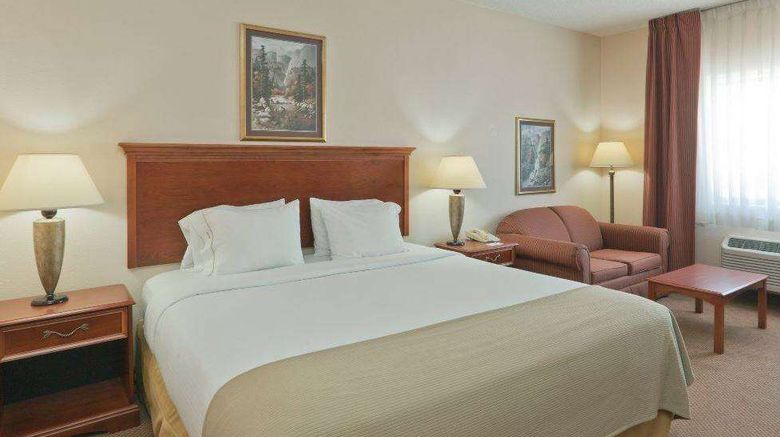 <b>Baymont Inn & Suites Portage Room</b>. Images powered by <a href="https://iceportal.shijigroup.com/" title="IcePortal" target="_blank">IcePortal</a>.