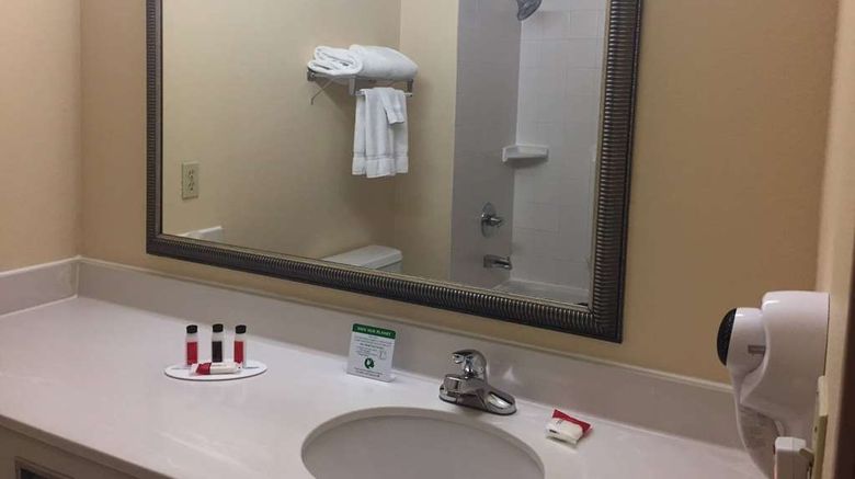 <b>Baymont Inn & Suites Portage Room</b>. Images powered by <a href="https://iceportal.shijigroup.com/" title="IcePortal" target="_blank">IcePortal</a>.
