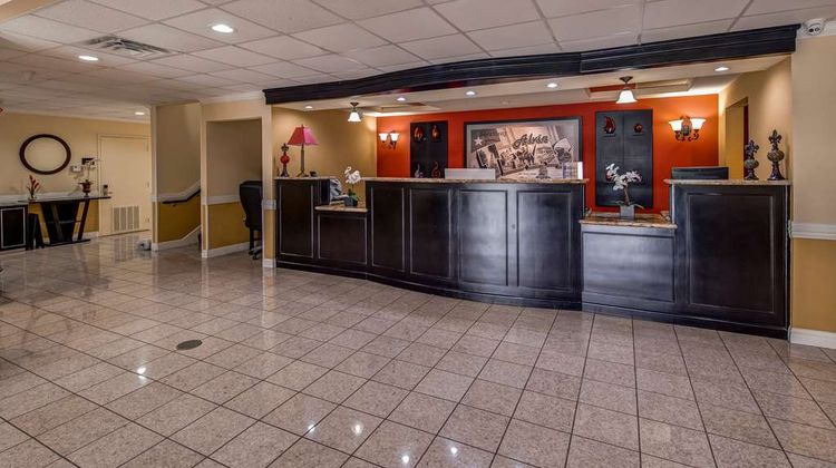SureStay Plus by Best Western Alvin Lobby