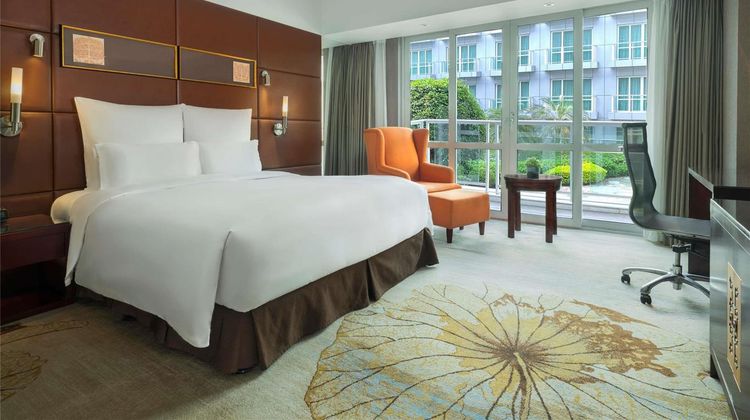 Pullman Guangzhou Baiyun Airport Room