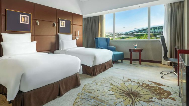Pullman Guangzhou Baiyun Airport Room