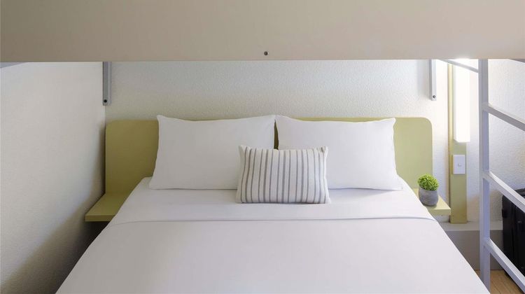 Ibis Budget Canberra Room