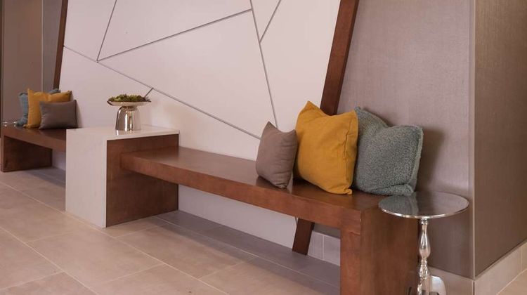 Home2 Suites by Hilton Atlanta Perimeter Lobby