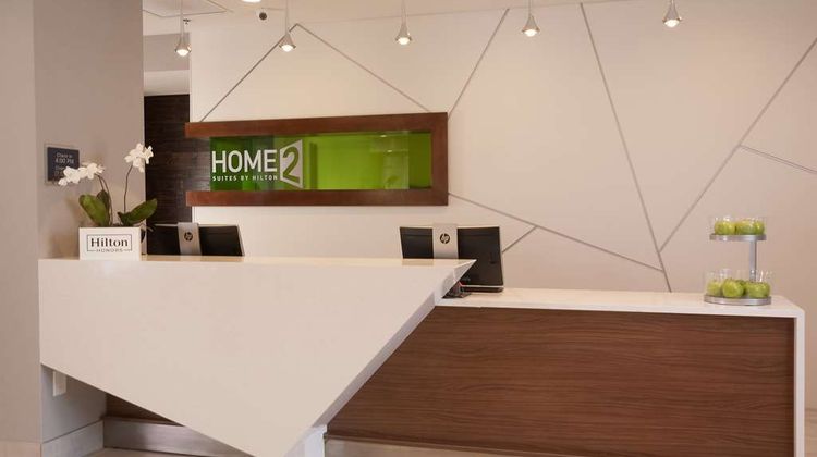 Home2 Suites by Hilton Atlanta Perimeter Lobby