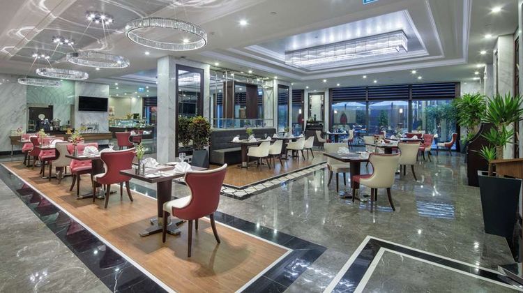 Hilton Garden Inn Yalova Restaurant