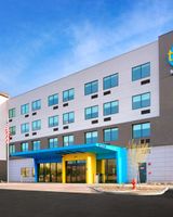 Tru by Hilton St. George