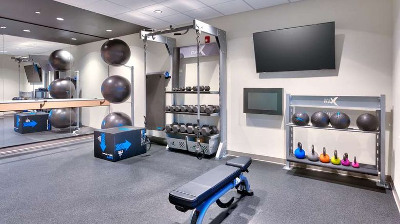 <b>Tru by Hilton St. George Health</b>. Images powered by <a href="https://iceportal.shijigroup.com/" title="IcePortal" target="_blank">IcePortal</a>.