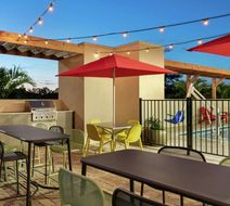 Home2 Suites by Hilton Brandon Exterior