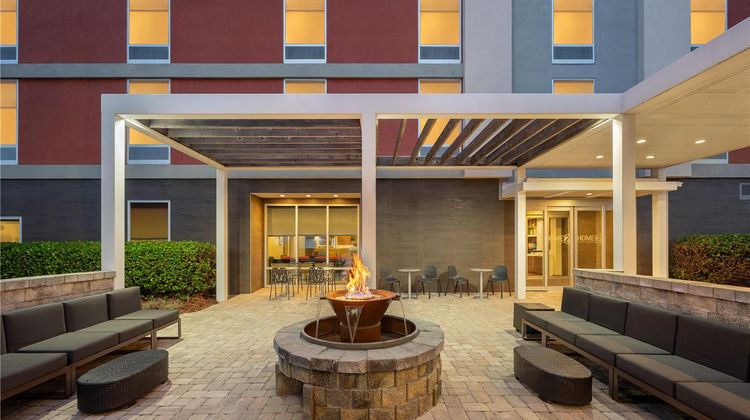 Home2 Suites by Hilton Brandon Exterior