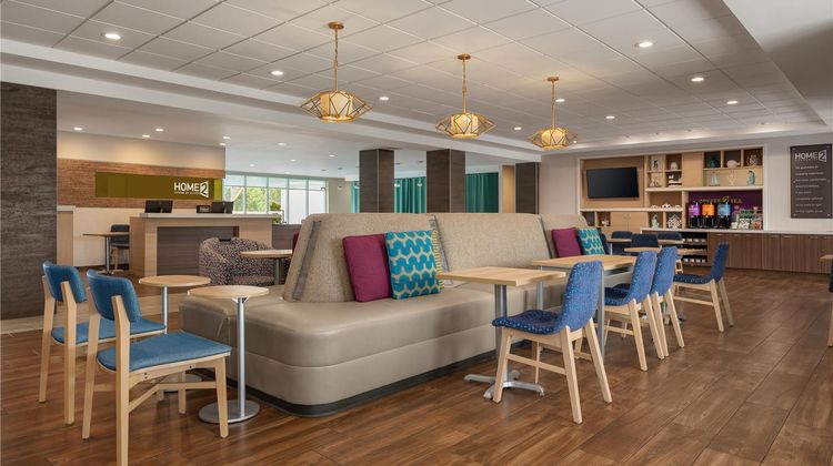 Home2 Suites by Hilton Brandon Lobby
