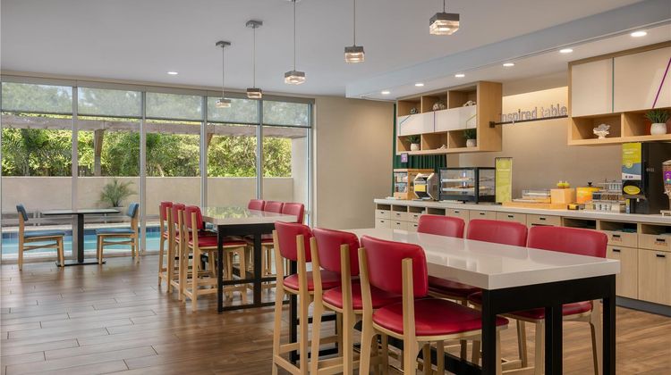 Home2 Suites by Hilton Brandon Restaurant