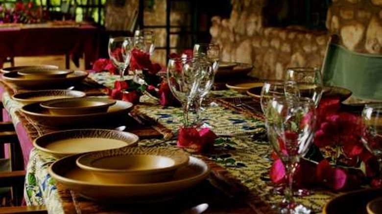 <b>Octagon Lodge, Karatu Restaurant</b>. Images powered by <a href="https://iceportal.shijigroup.com/" title="IcePortal" target="_blank">IcePortal</a>.