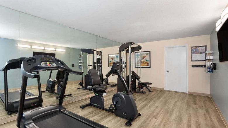 <b>Baymont Inn & Suites Punta Gorda Health</b>. Images powered by <a href="https://iceportal.shijigroup.com/" title="IcePortal" target="_blank">IcePortal</a>.