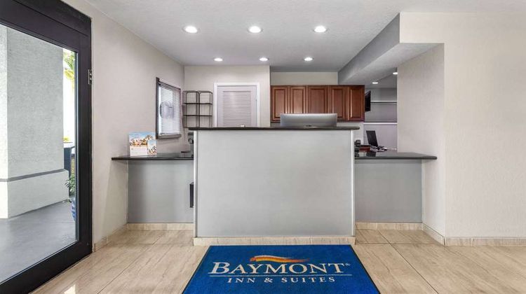 Baymont Inn & Suites Punta Gorda Lobby