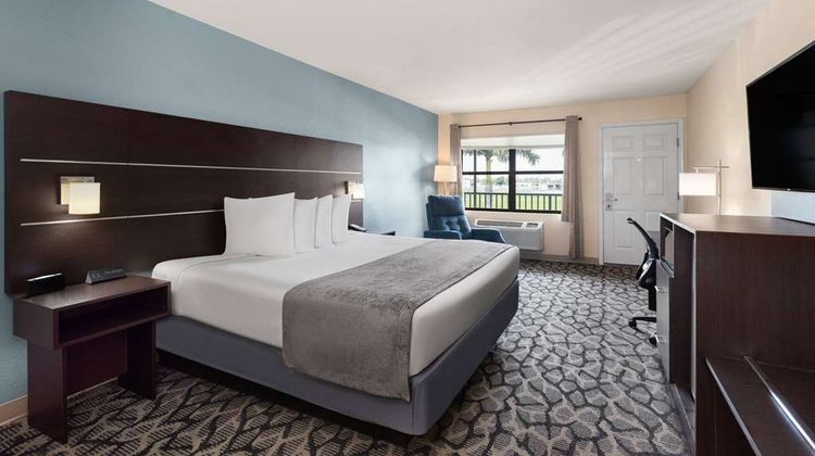 Baymont Inn & Suites Punta Gorda Room