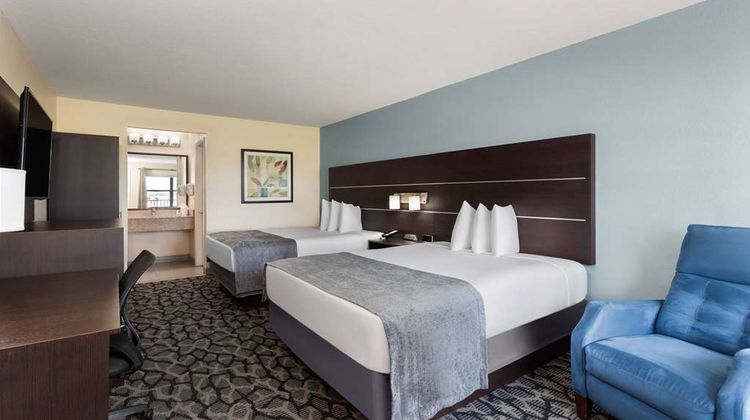 Baymont Inn & Suites Punta Gorda Room