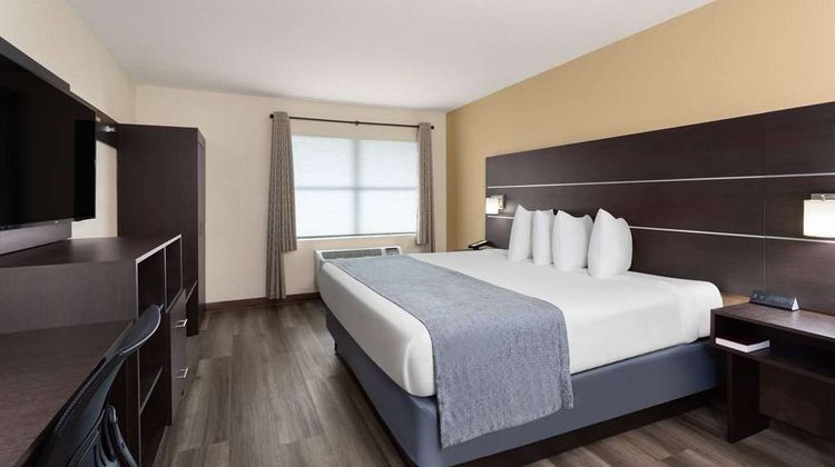 Baymont Inn & Suites Punta Gorda Suite
