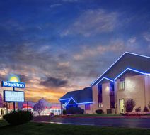 Days Inn by Wyndham Carthage Exterior