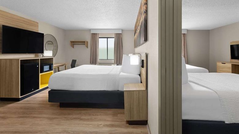 <b>Days Inn by Wyndham Carthage Suite</b>. Images powered by <a href="https://iceportal.shijigroup.com/" title="IcePortal" target="_blank">IcePortal</a>.