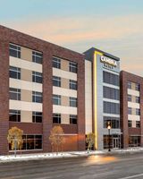 Cambria hotel & suites