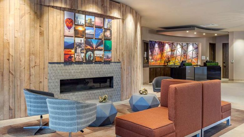 <b>Cambria hotel & suites Lobby</b>. Images powered by <a href="https://iceportal.shijigroup.com/" title="IcePortal" target="_blank">IcePortal</a>.