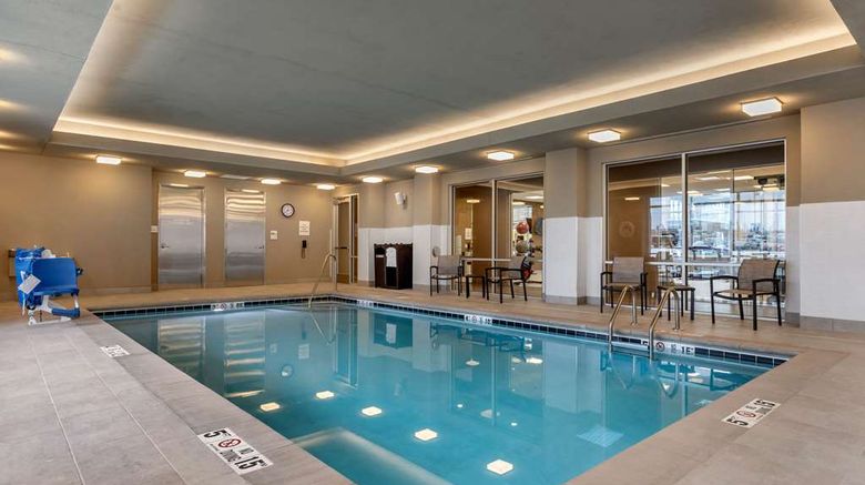 <b>Cambria hotel & suites Pool</b>. Images powered by <a href="https://iceportal.shijigroup.com/" title="IcePortal" target="_blank">IcePortal</a>.
