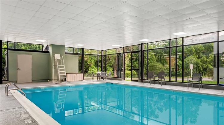 Comfort Inn Pool