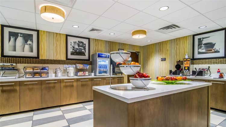 Comfort Inn Raleigh Midtown Restaurant