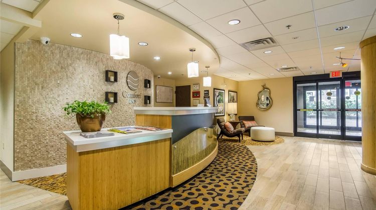 Comfort Inn Raleigh Midtown Lobby