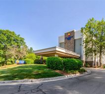 Comfort Inn Raleigh Midtown Exterior